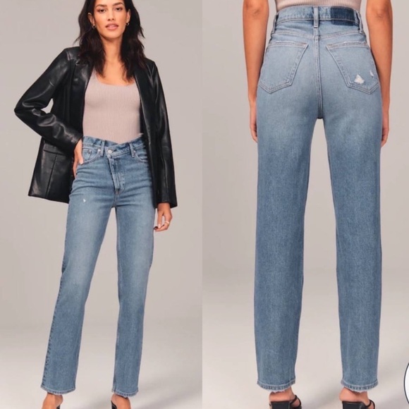 Abercrombie & Fitch Denim - EUC Abercrombie Crossover Straight Leg Curve Love Jeans 26